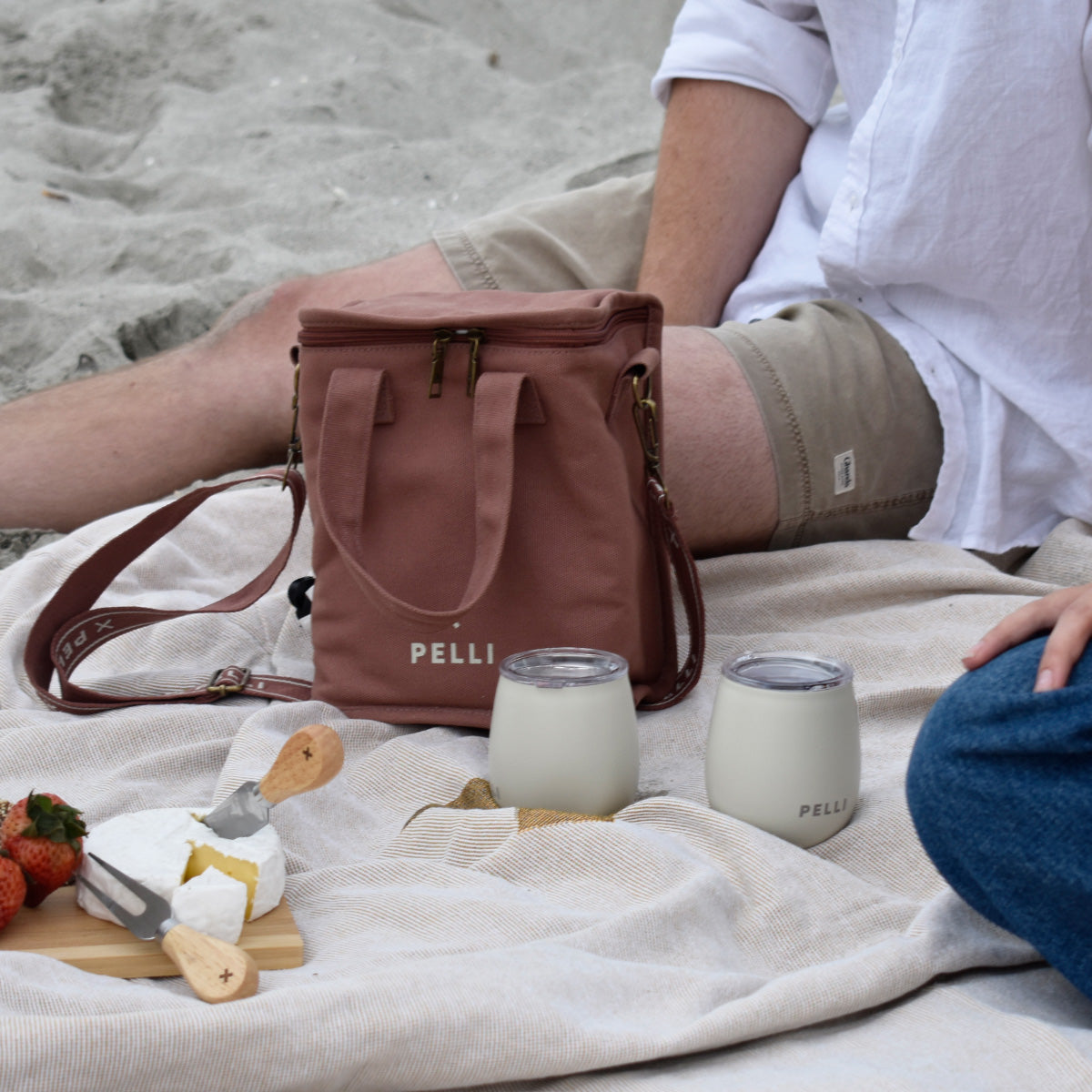 Outside of the Box Cask - Wine Cask Cooler Bag